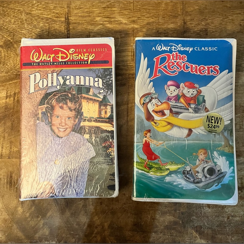 Walt‎ Disney Classics “The Rescuers" & "Pollyanna” - VHS Lot Sealed.